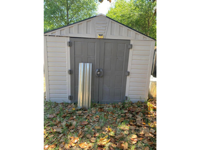 RECENTLY UPDATED (approximately $75,000 in upgrades) 3 BR 2 BA - photo 25