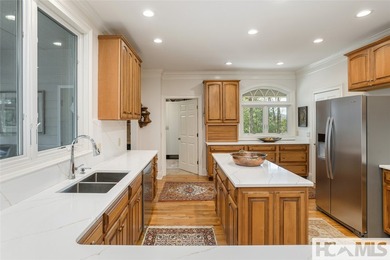 Located in the mountains of Sapphire with a wonderful mountain - photo 32