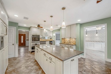 Welcome to this beautifully maintained 4-bedroom, 3-full bath - photo 9