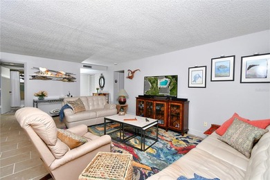 THE UNIT FEATURES NEW TILE FLOORING. IT HAS A SPACIOUS OPEN / - photo 6