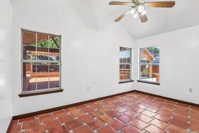 A front-row seat to San Antonio living with everyday convenience - photo 21