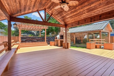 A front-row seat to San Antonio living with everyday convenience - photo 25