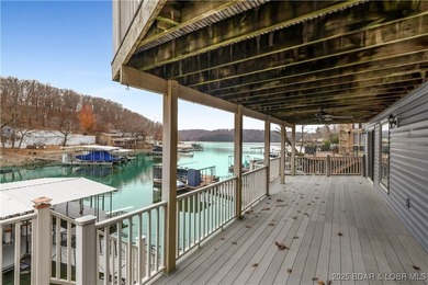 BACK ON THE MARKET!! Well-maintained waterfront home located in - photo 28