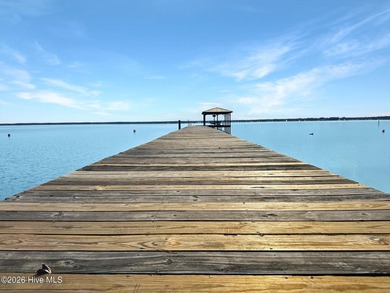 Located in the lakefront community of the Bluffs with a lovely - photo 28