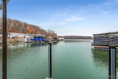 BACK ON THE MARKET!! Well-maintained waterfront home located in - photo 33