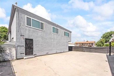 Investment opportunity in Long Beach featuring three - photo 4