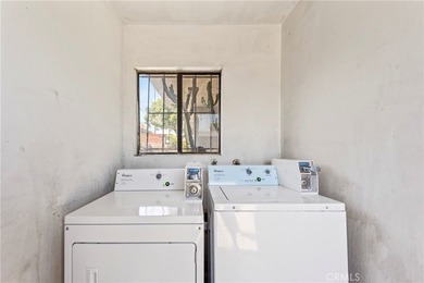 Investment opportunity in Long Beach featuring three - photo 5