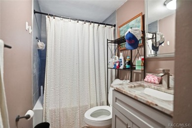 INCOME PRODUCING PROPERTY. TOTAL OF 5 SEPERATE HOUSES!!! House 2 - photo 37
