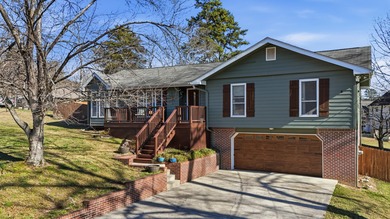 Chickamauga Lake Home Sale Pending in Soddy Daisy Tennessee