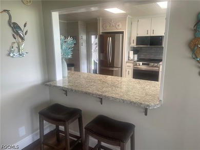 If you are looking for a beachy and coastal 2-bed - 2-bath home - photo 2