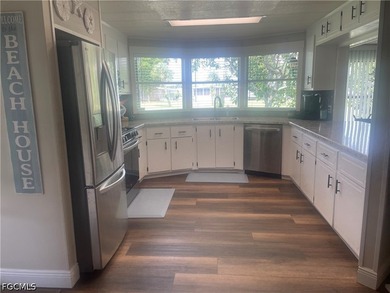 If you are looking for a beachy and coastal 2-bed - 2-bath home - photo 4