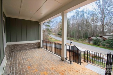 Discover timeless elegance in the Tiburon plan, offering 5 - photo 3