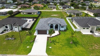 Experience modern living in this stunning new construction home - photo 4