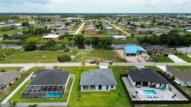 Experience modern living in this stunning new construction home - photo 5