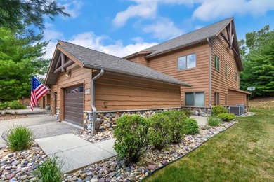Castle Rock Lake Condo at Portofino Bay! Meticulously maintained - photo 1