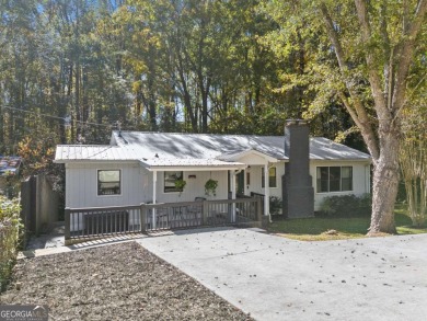 Lake Home For Sale in Toccoa, Georgia