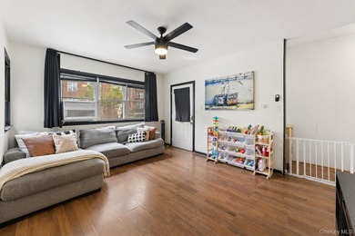 Opportunity knocks in the Pelham Bay section of the Bronx! This - photo 2