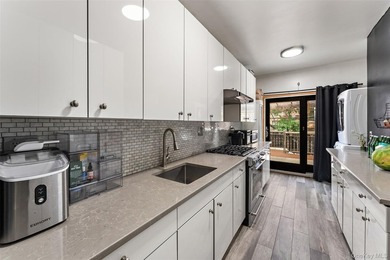 Opportunity knocks in the Pelham Bay section of the Bronx! This - photo 7