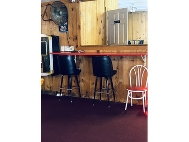 Just in time for summer, this turnkey 2993 sq ft restaurant with - photo 5