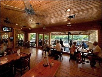Resort located on renowned trout fishing White River in the - photo 9