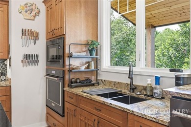 Built in 2023 and perched just moments from Blowing Rock in Echo - photo 13