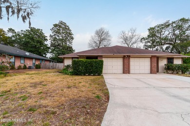 Lake Narcissus Condo Sale Pending in Jacksonville Florida