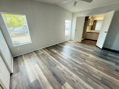 Welcome to this beautifully maintained 2-bedroom, 2-bathroom - photo 22