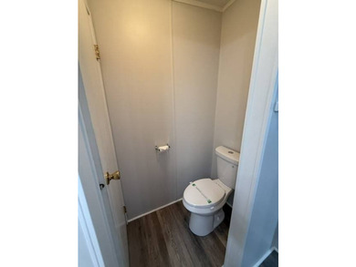 Welcome to this beautifully maintained 2-bedroom, 2-bathroom - photo 28