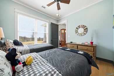 Experience breathtaking panoramic views of Weiss Lake and - photo 32