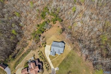 Experience breathtaking panoramic views of Weiss Lake and - photo 49