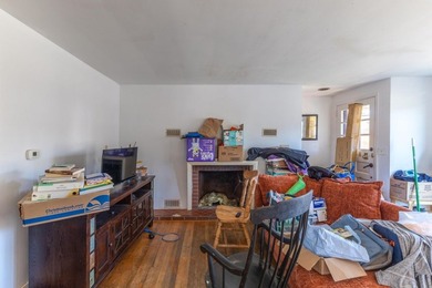 Welcome to this inviting 3-bedroom, 1-bathroom ranch-style home - photo 5