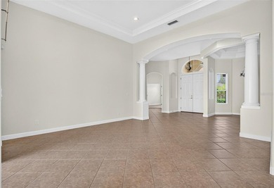 Under contract-accepting backup offers. BEAUTIFUL 3 BEDROOM PLUS - photo 4