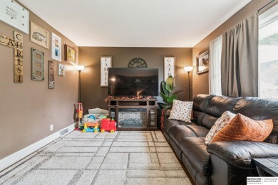 Wes Ewasiuk, M: , wewasiuk,   - Charming and well-kept ranch