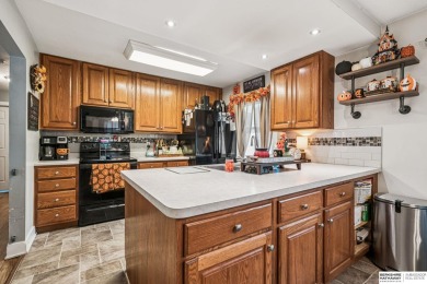 Wes Ewasiuk, M: , wewasiuk,   - Charming and well-kept ranch