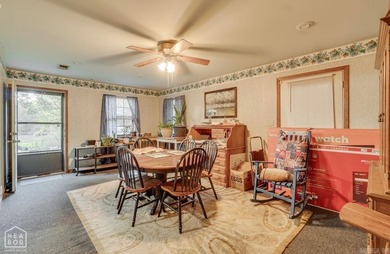 Spacious home with 4 bedrooms, 2 bathrooms, 1774 square feet of - photo 8