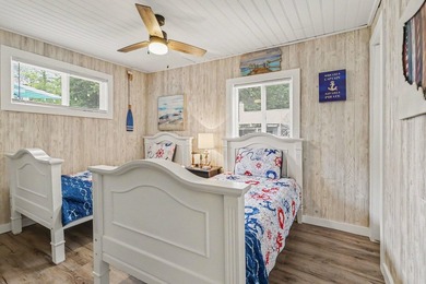 This charming 2-bedroom, 1-bath cottage in Bangor offers access - photo 15