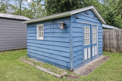 This charming 2-bedroom, 1-bath cottage in Bangor offers access - photo 21