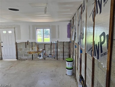 Rare riverfront opportunity on the Caloosahatchee River! - photo 7
