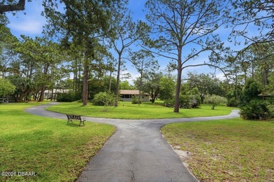 Relax and enjoy all that the desirable 55+ community of Summer - photo 3