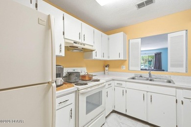 Relax and enjoy all that the desirable 55+ community of Summer - photo 8