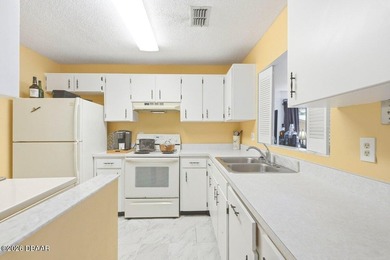 Relax and enjoy all that the desirable 55+ community of Summer - photo 10