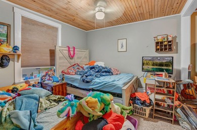 Seller offering 5K closing credit. Perfect opportunity to live - photo 43