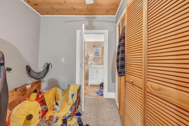 Seller offering 5K closing credit. Perfect opportunity to live - photo 44