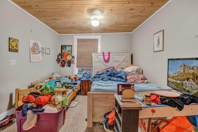 Seller offering 5K closing credit. Perfect opportunity to live - photo 45
