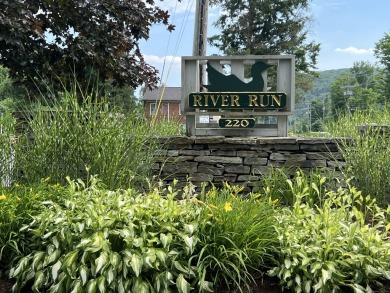 Farmington River - Litchfield County Condo For Sale in New Hartford Connecticut