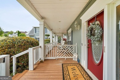STUDIO APARTMENT ABOVE THE GARAGE. This is the kind of home that - photo 4