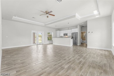 Waterfront living awaits at 1111 SW 5th Terrace, Cape Coral! - photo 4