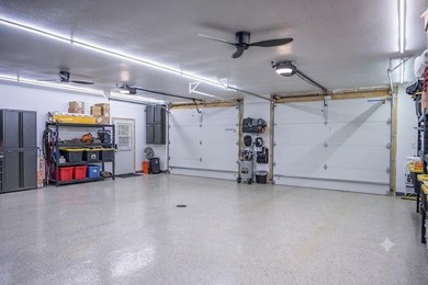 Tucked away on 6 secluded wooded acres, this 4BR, 2.5BA ranch - photo 5