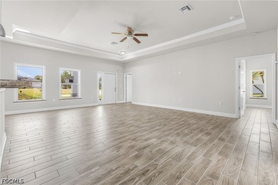 Waterfront living awaits at 1111 SW 5th Terrace, Cape Coral! - photo 6
