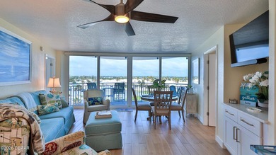 This is a beautifully remodeled and fully furnished 2 bedroom, 2 - photo 10